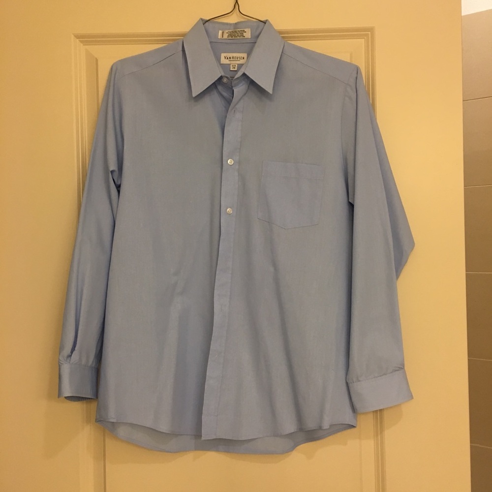 Men’s light blue dress shirt